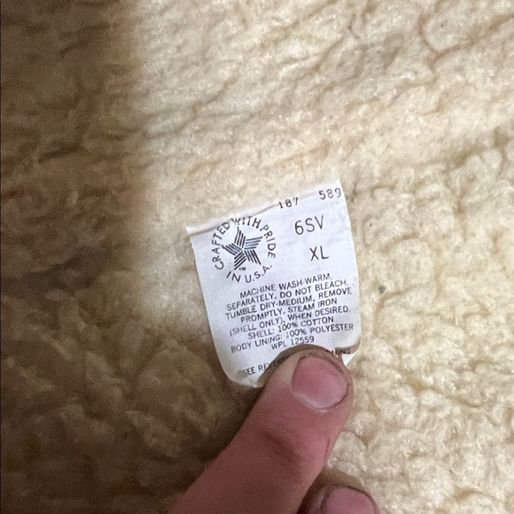 Carhartt Brown Vest with Cream Lining - Picture 4 of 10